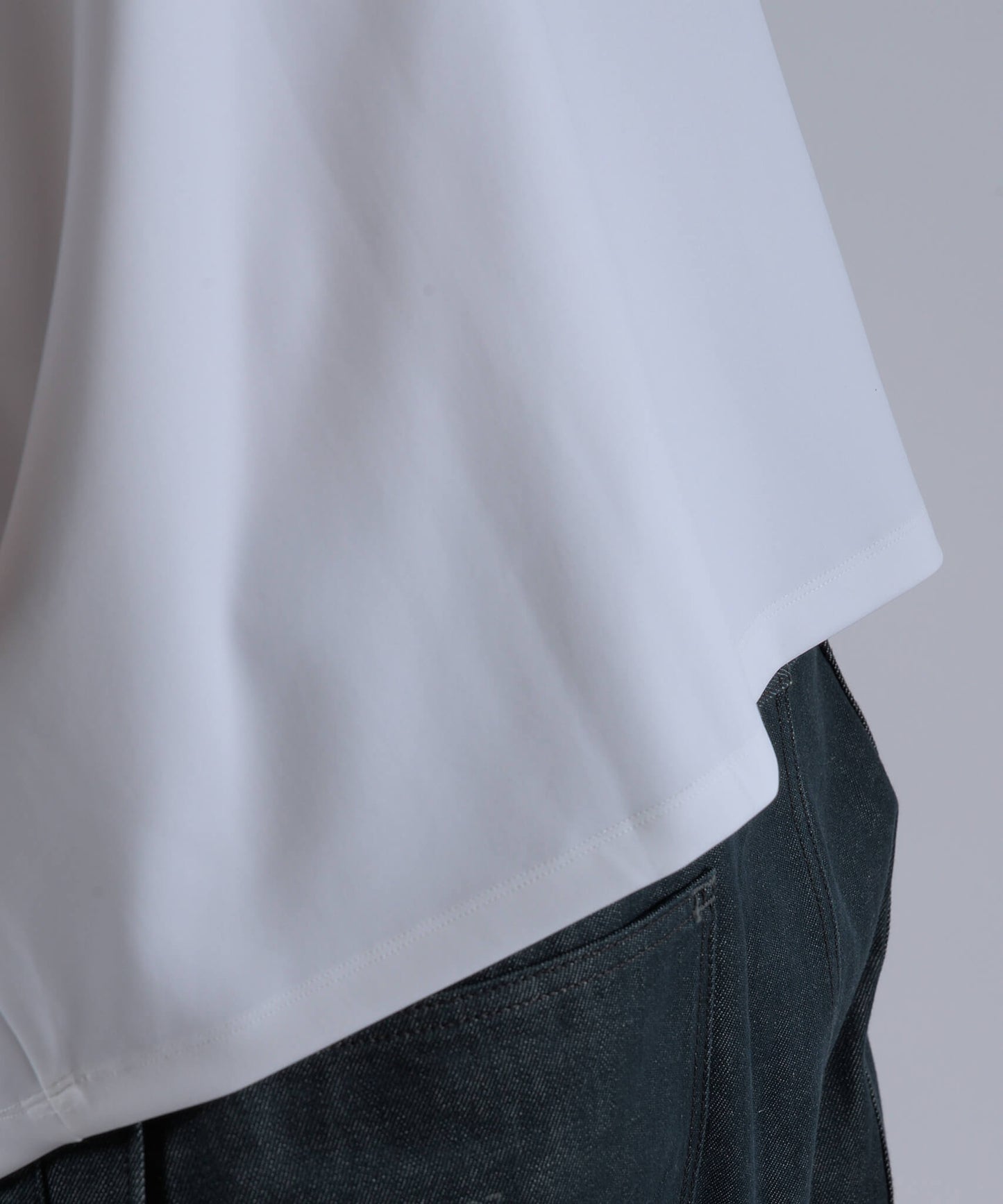 オーバーサイズ・ドルマンTシャツ(半袖)白