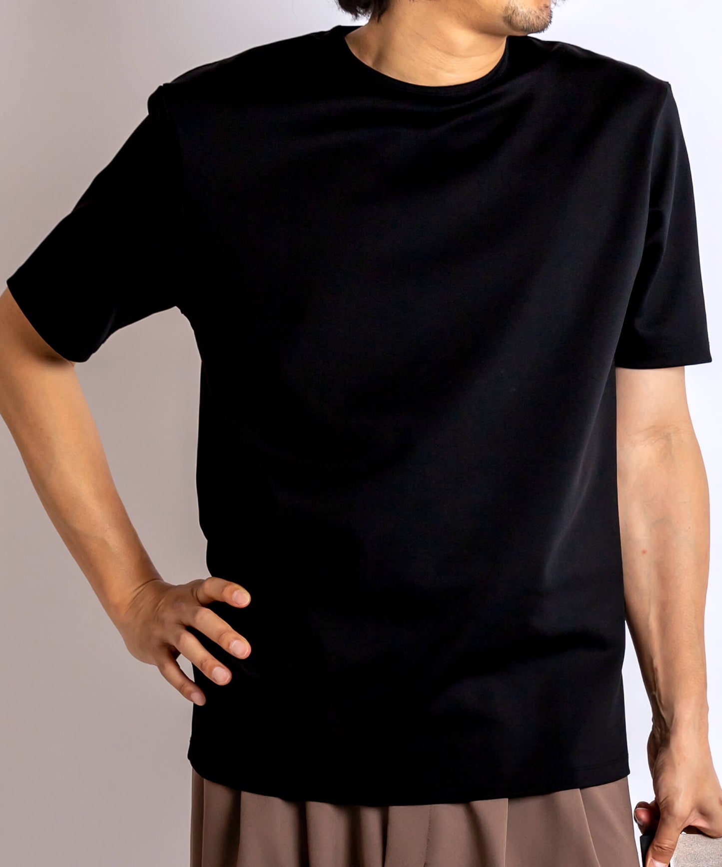 スタンダードボックスTシャツ(半袖)黒