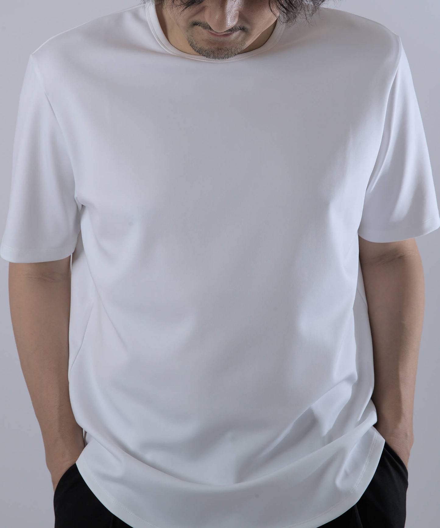 スタンダードラウンドTシャツ(半袖)白