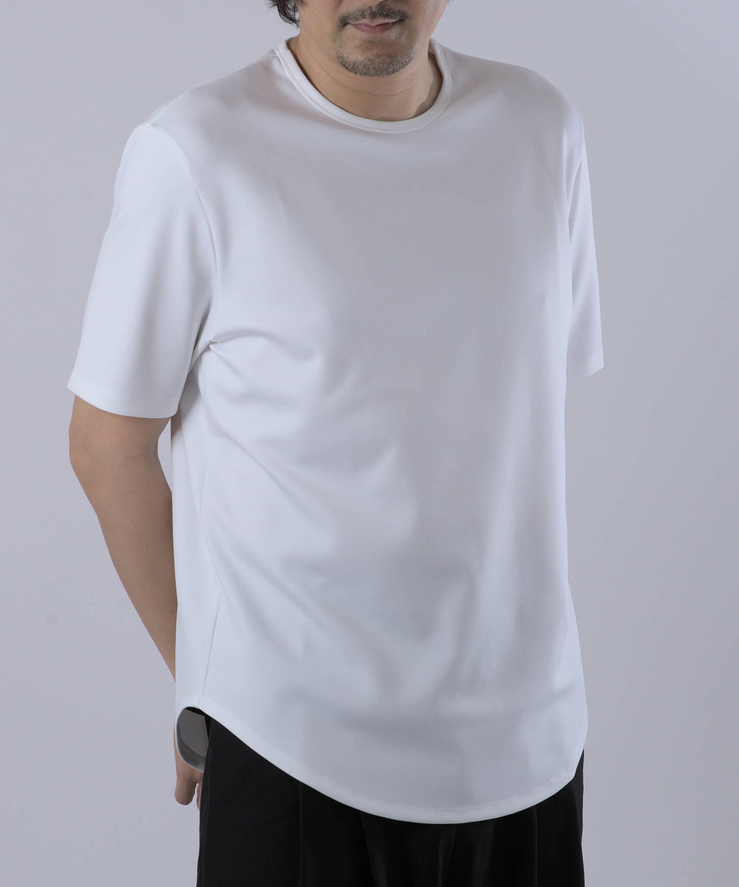 スタンダードラウンドTシャツ(半袖)白